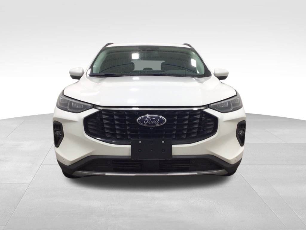 Used 2024 Ford Escape Platinum image 7