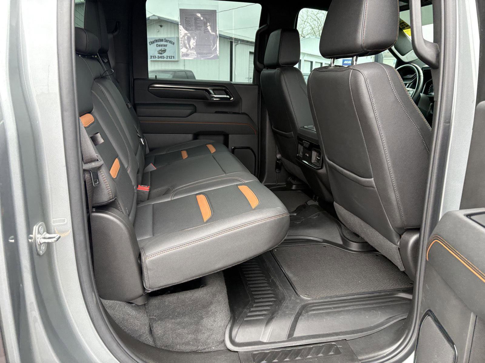 Used 2024 GMC Sierra 2500 AT4 w/ AT4 Premium Plus Package image 16