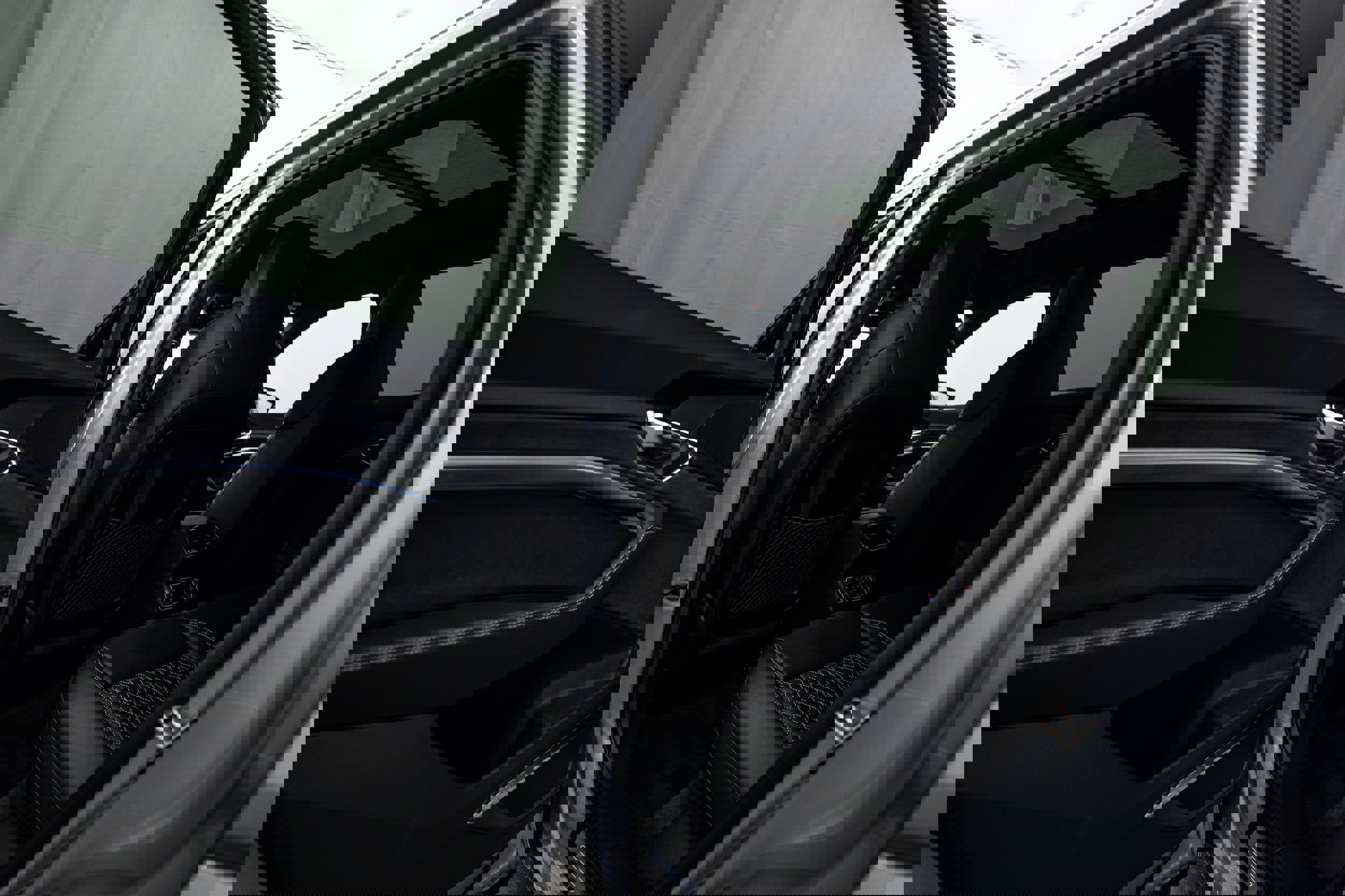 Certified 2023 Audi e-tron S Premium Plus AWD/4WD image 17