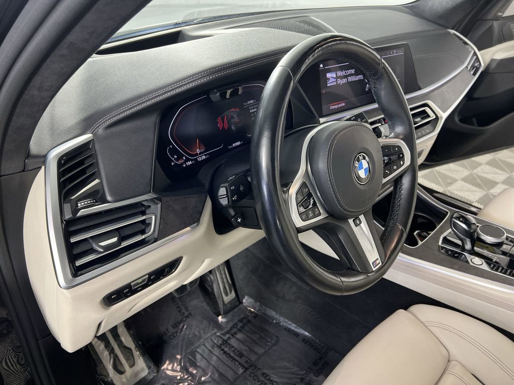 Used 2021 BMW X7 xDrive40i w/ M Sport Package image 11