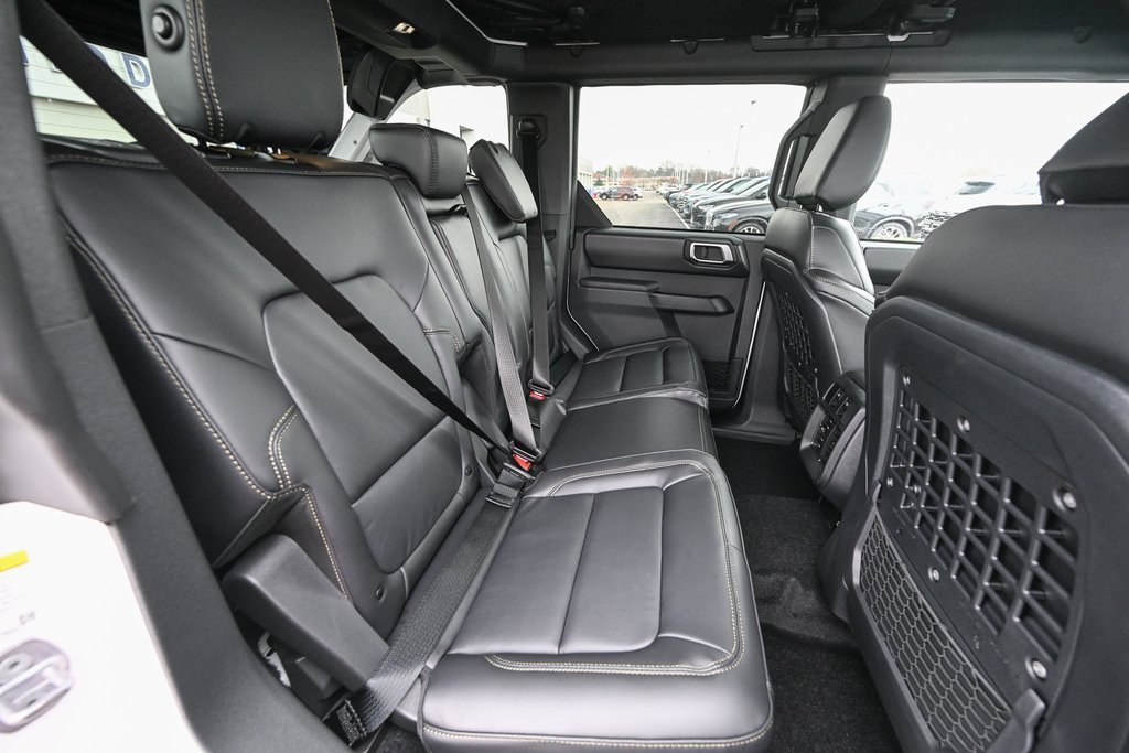 New 2025 Ford Bronco Badlands image 24