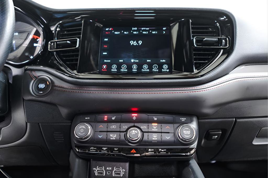 Used 2024 Dodge Durango GT image 15