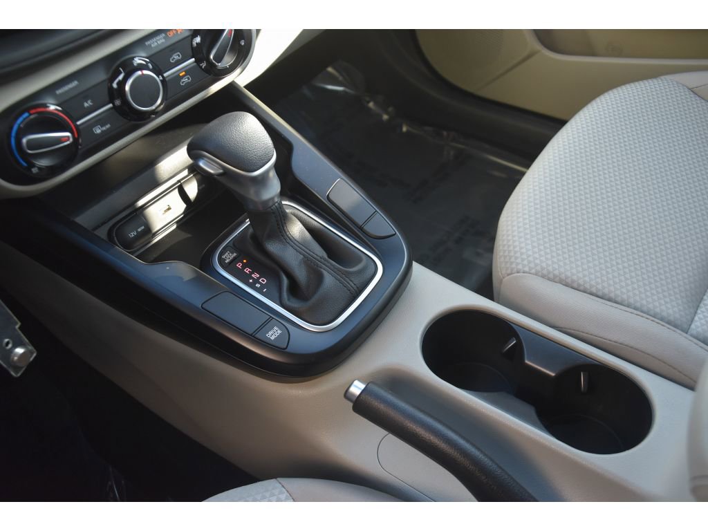 Used 2020 Kia Soul LX image 27