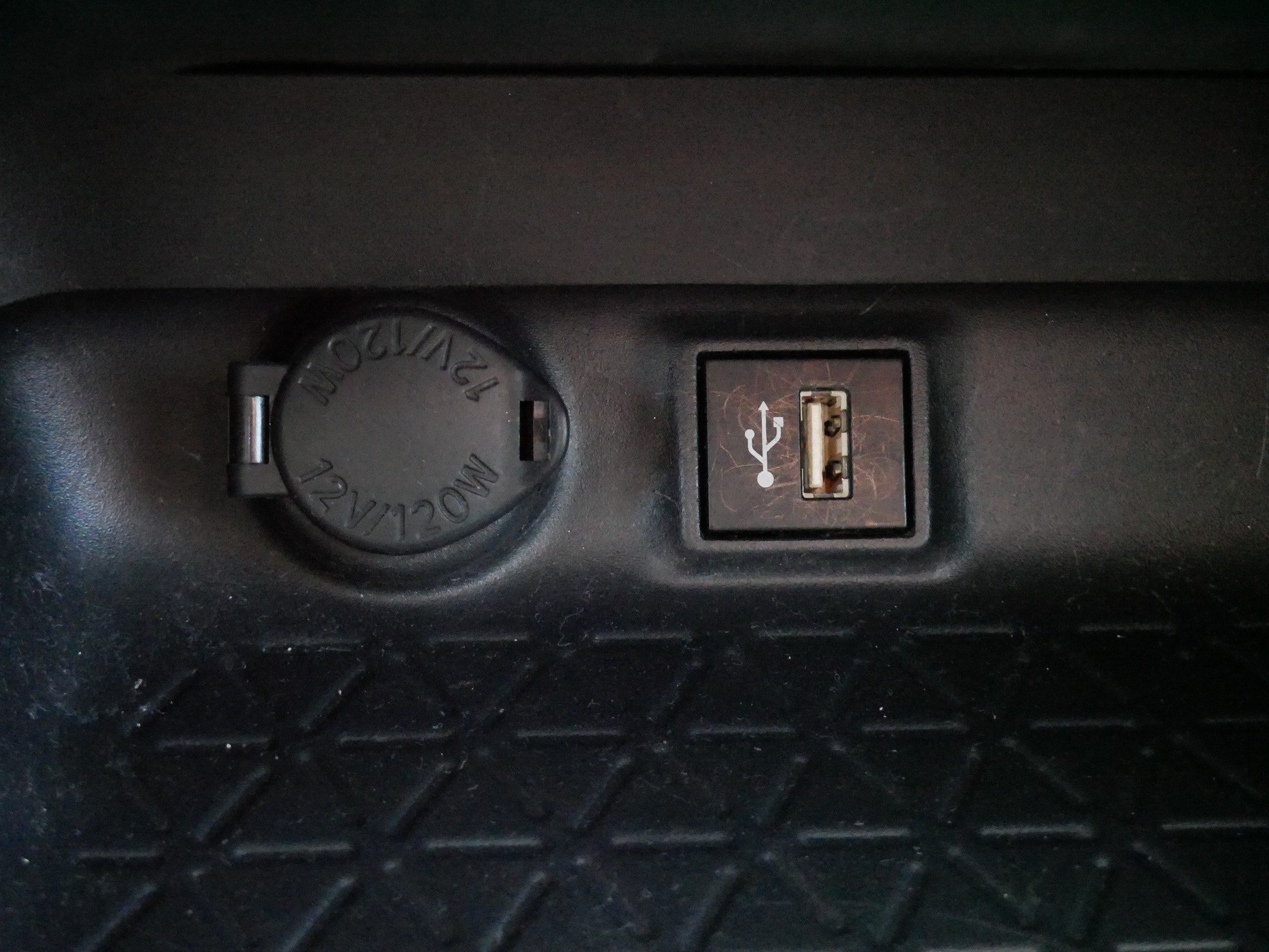 Certified 2025 Toyota RAV4 XLE AWD/4WD image 29