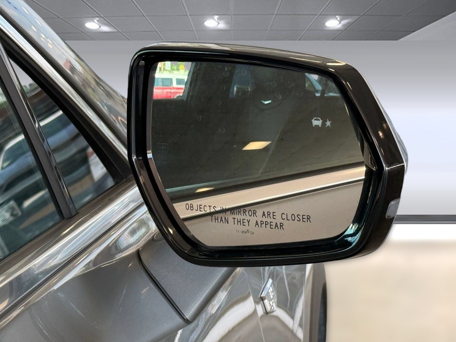 Used 2025 Cadillac XT4 Premium Luxury FWD image 33