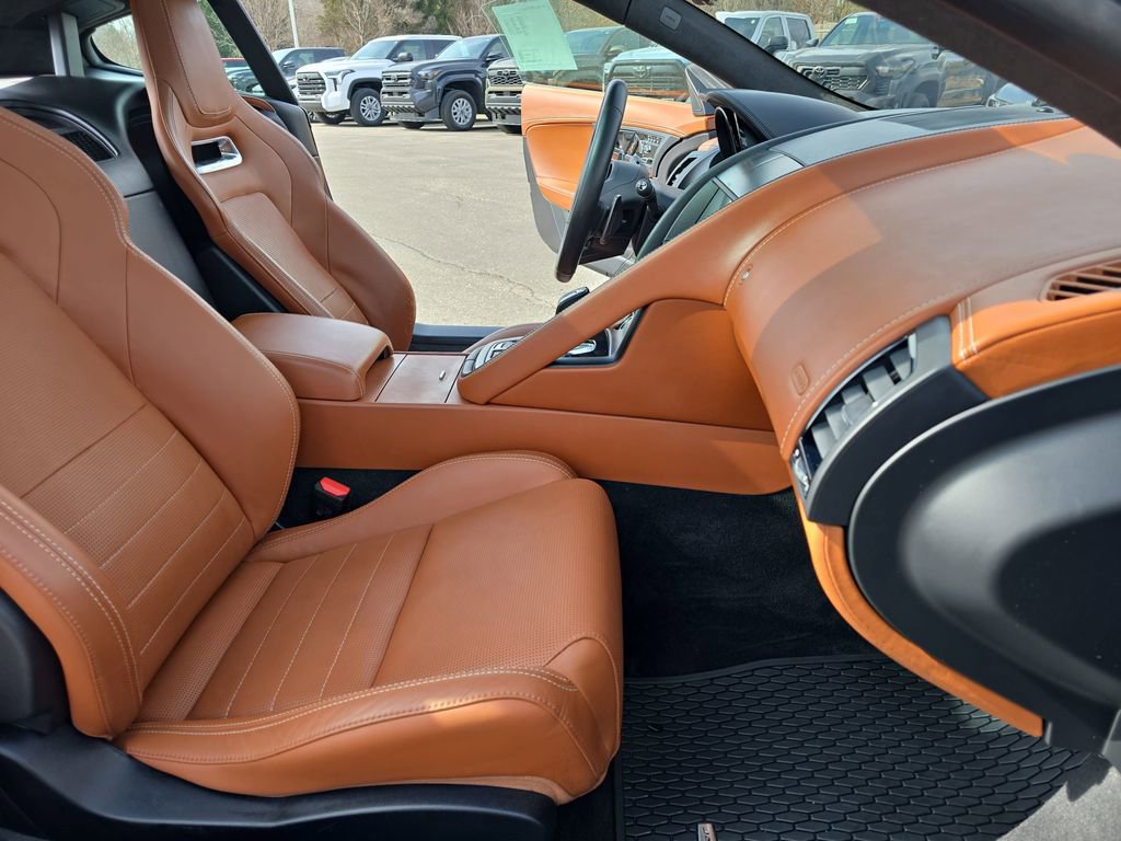 Used 2019 Jaguar F-TYPE R-Dynamic image 11