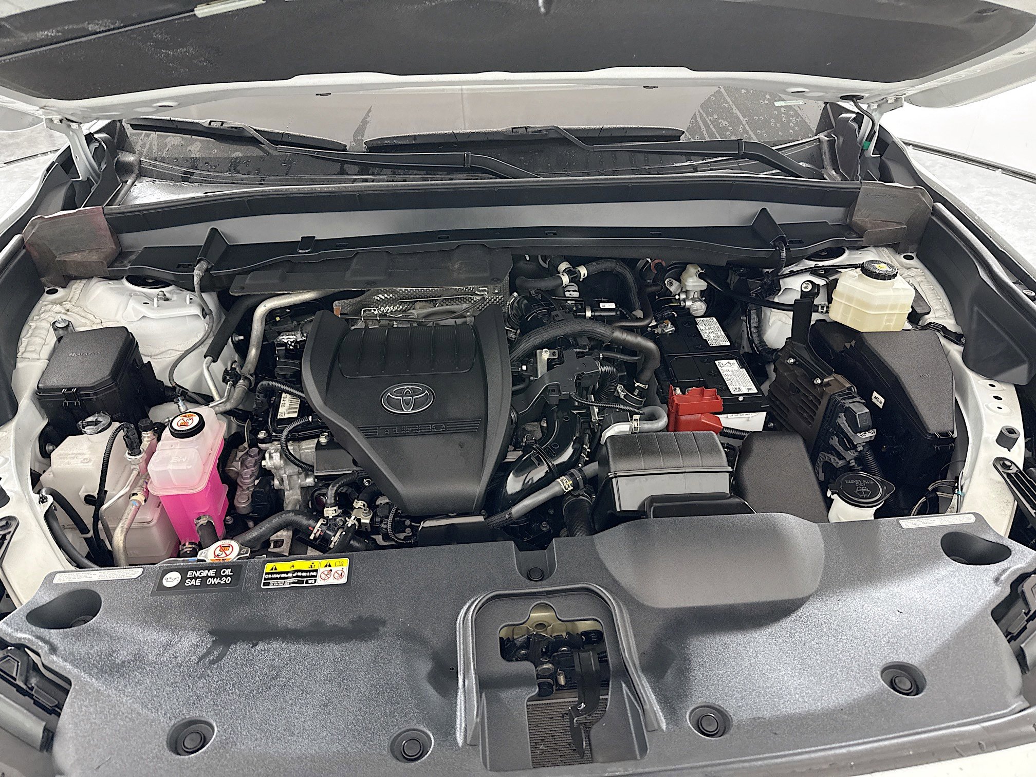 Used 2024 Toyota Grand Highlander Limited image 29