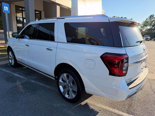Used 2023 Ford Expedition Max Platinum AWD/4WD image 3