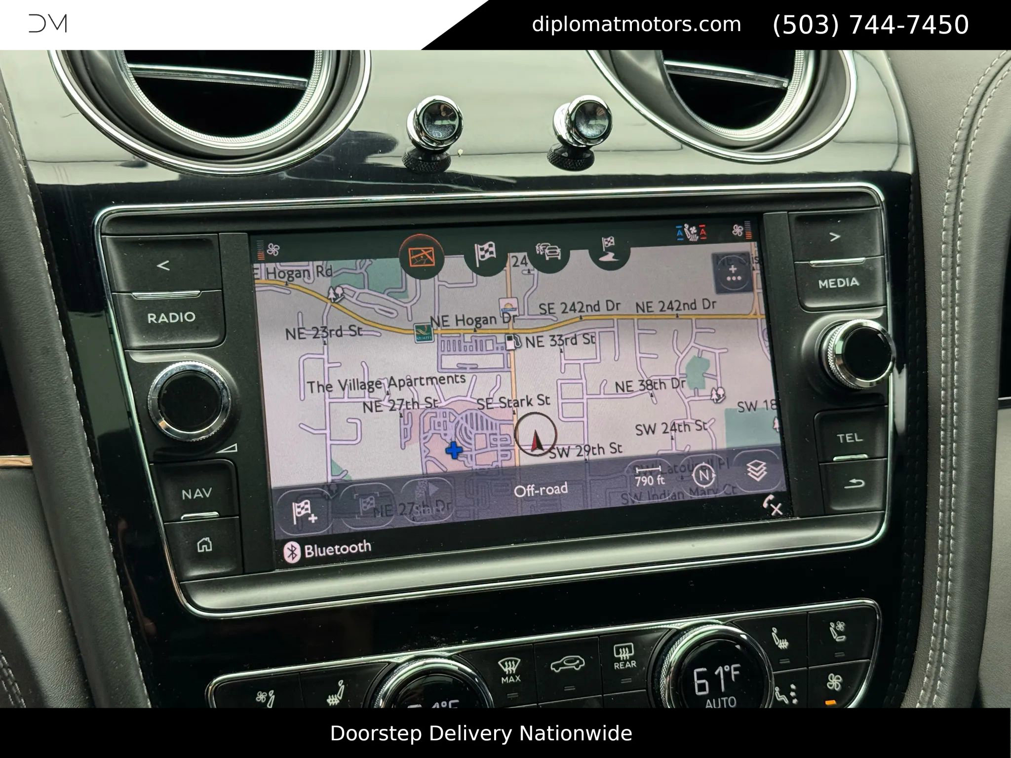 Used 2020 Bentley Bentayga image 30