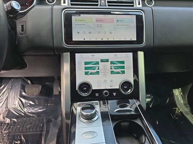 Used 2021 Land Rover Range Rover HSE image 21