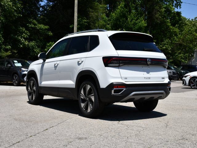 New 2026 Volkswagen Taos SE AWD/4WD image 5