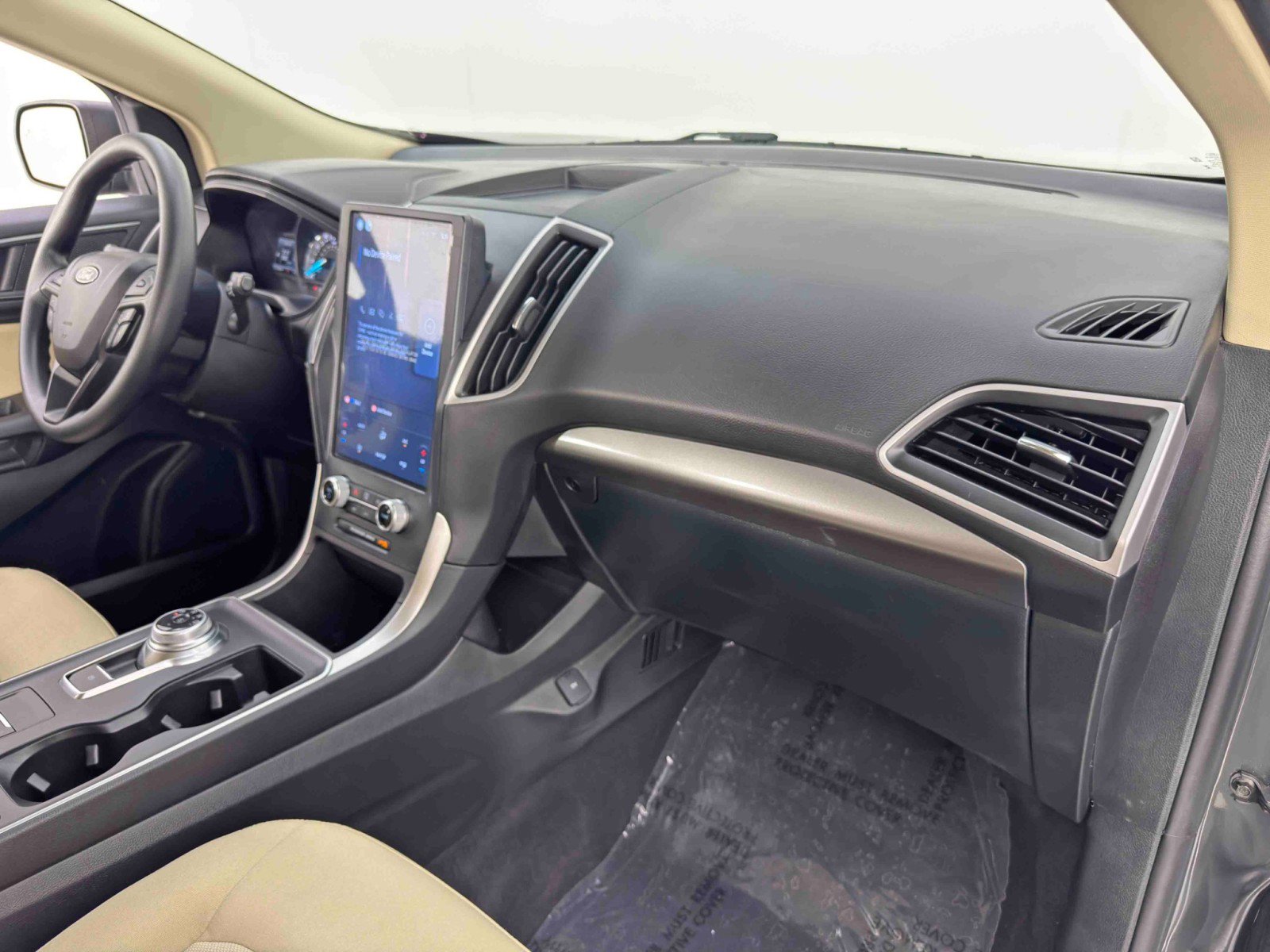 Used 2023 Ford Edge SE image 13