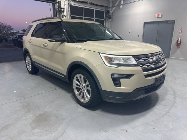 Used 2018 Ford Explorer XLT w/ Equipment Group 202A image 20