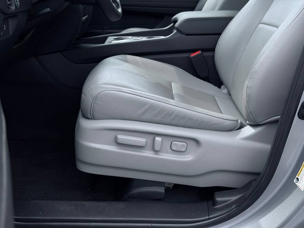 Used 2025 Honda Passport EX-L image 20