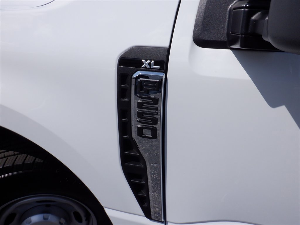 Used 2024 Ford F250 XL image 21