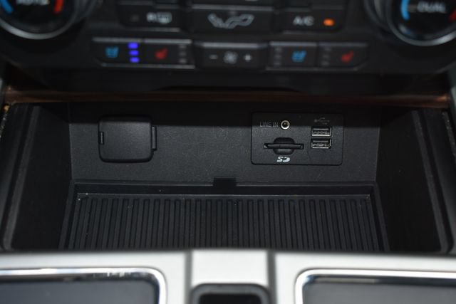 Used 2015 Ford F150 Lariat w/ Equipment Group 502A Luxury AWD/4WD image 35