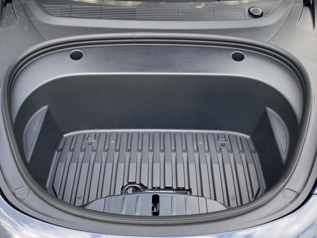 Used 2023 Tesla Model 3 Standard Range RWD image 10