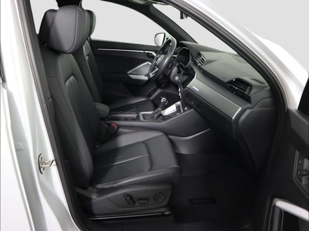 Certified 2023 Audi Q3 2.0T Premium Plus image 21