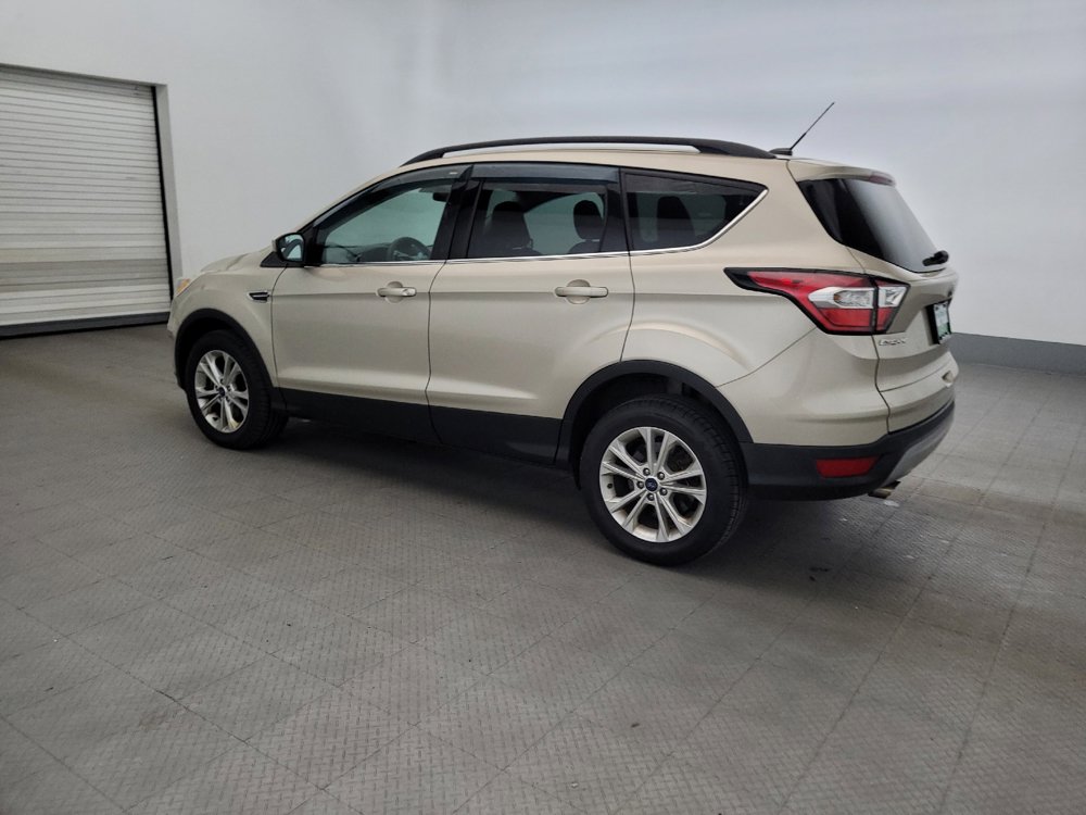 Used 2018 Ford Escape SE AWD/4WD image 3
