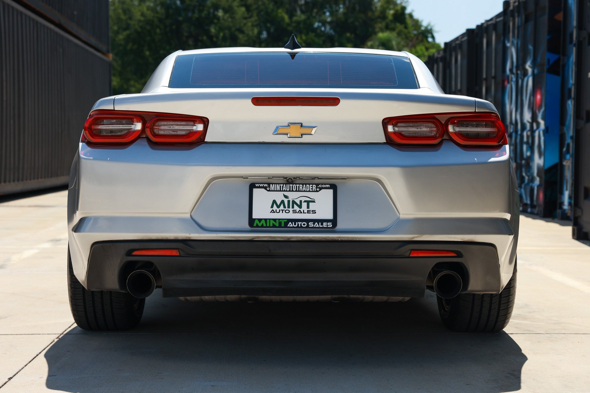 Used 2019 Chevrolet Camaro LT RWD image 11