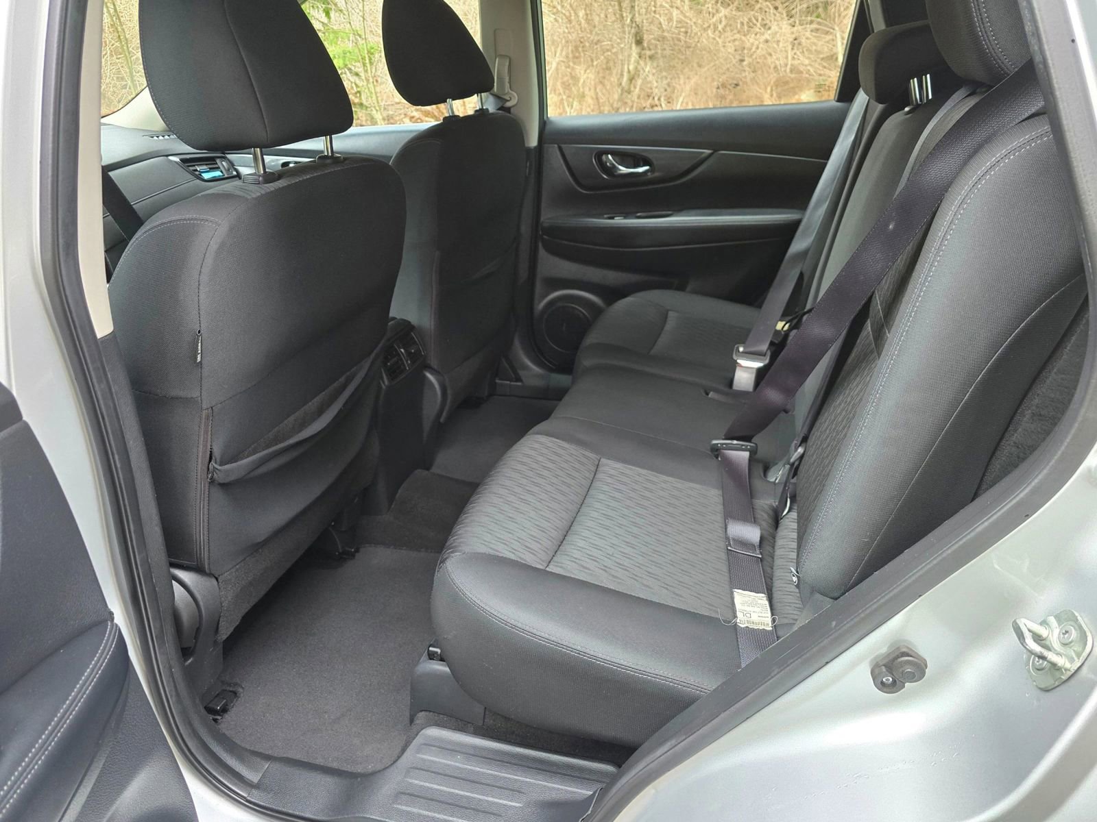 Used 2018 Nissan Rogue S image 17