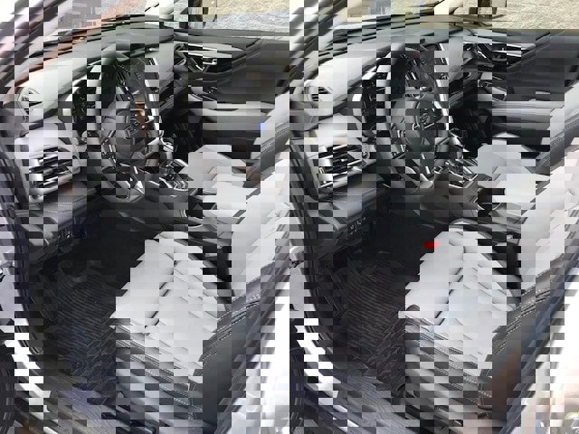 Certified 2025 Subaru Outback Limited image 5