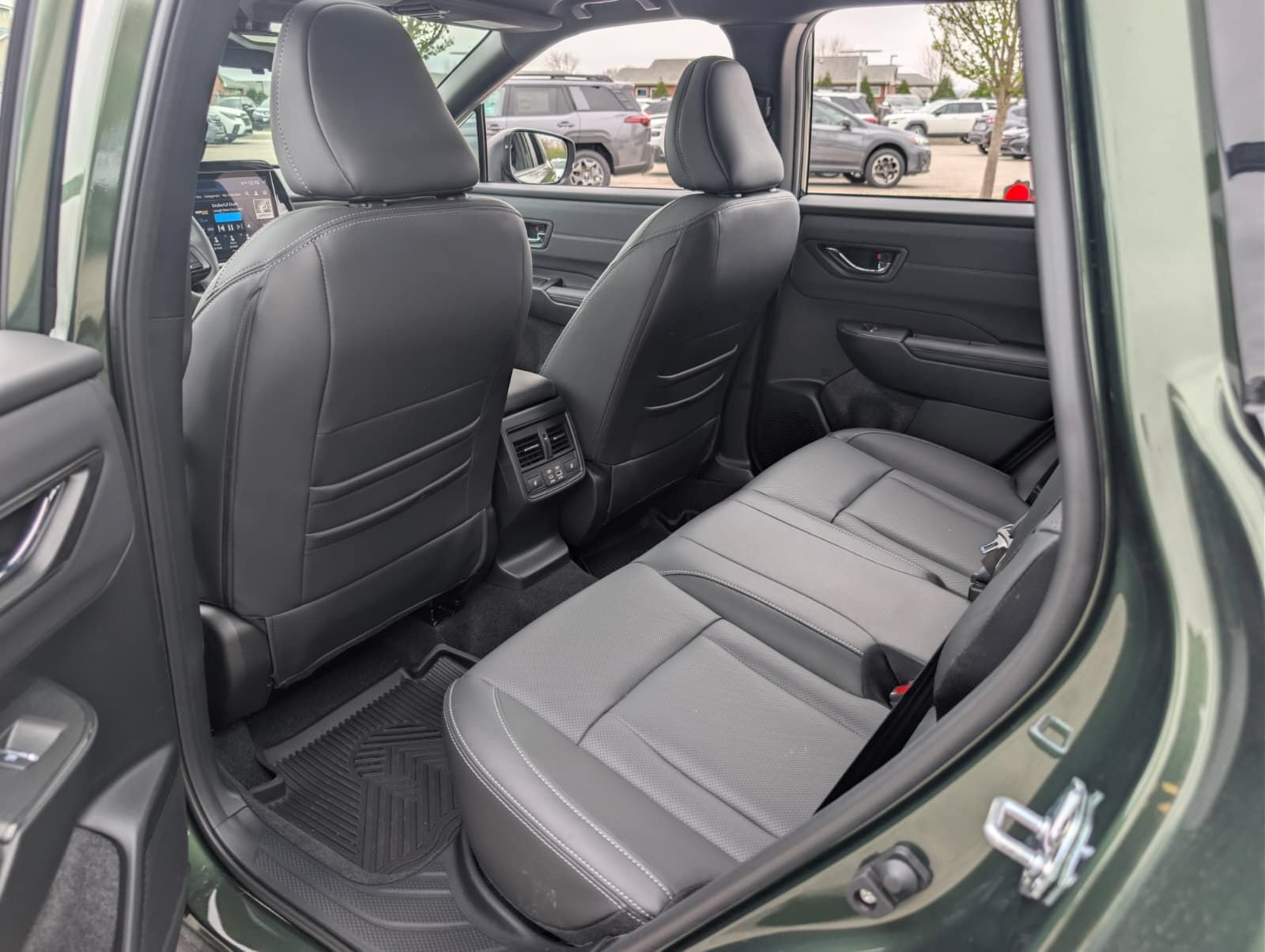 Used 2026 Subaru Outback Touring AWD/4WD image 17