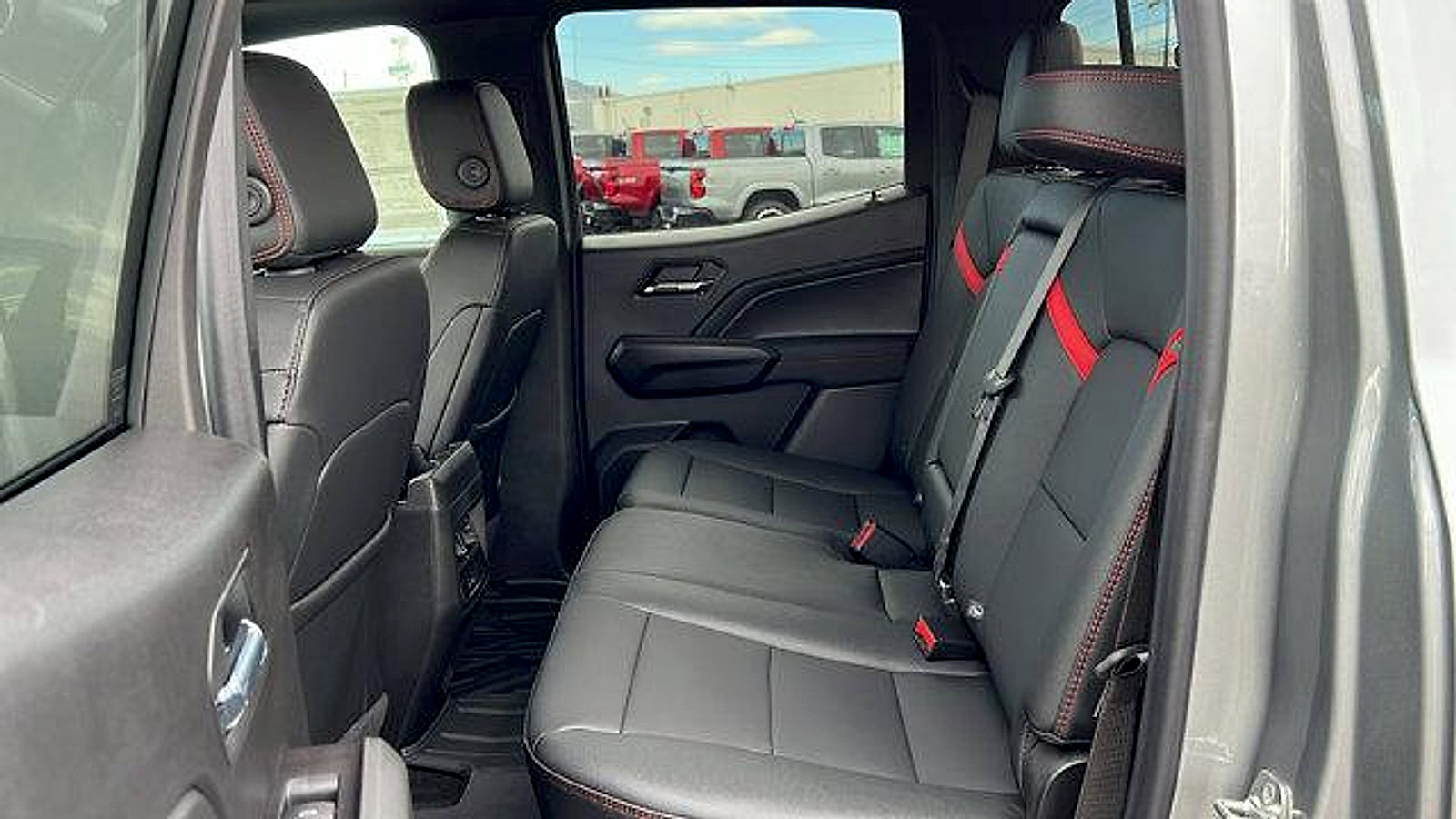 New 2026 Chevrolet Colorado Z71 w/ Technology Package image 14