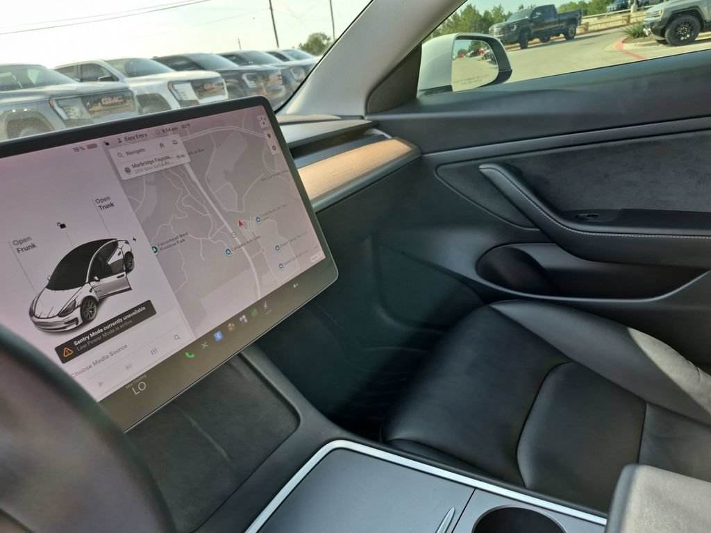 Used 2021 Tesla Model 3 Standard Range Plus RWD image 21