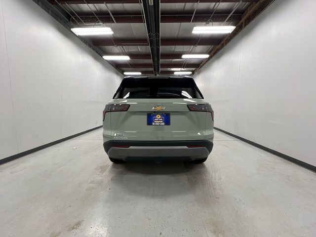 Used 2026 Chevrolet Equinox LT image 7