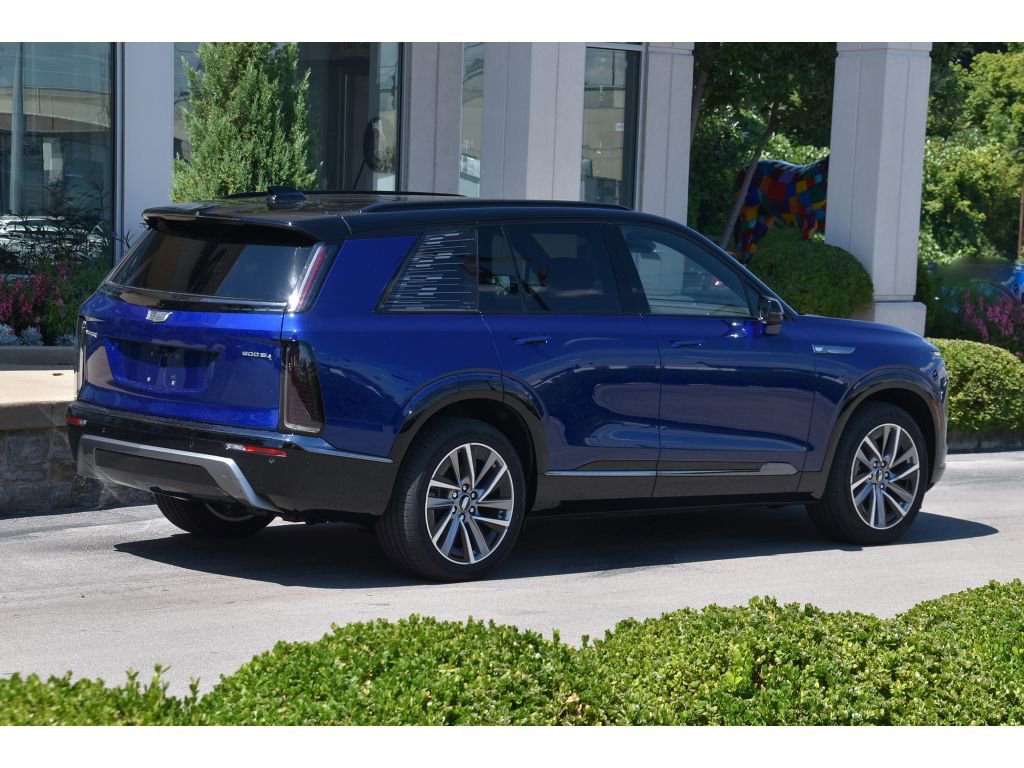 New 2026 Cadillac Vistiq Sport image 4