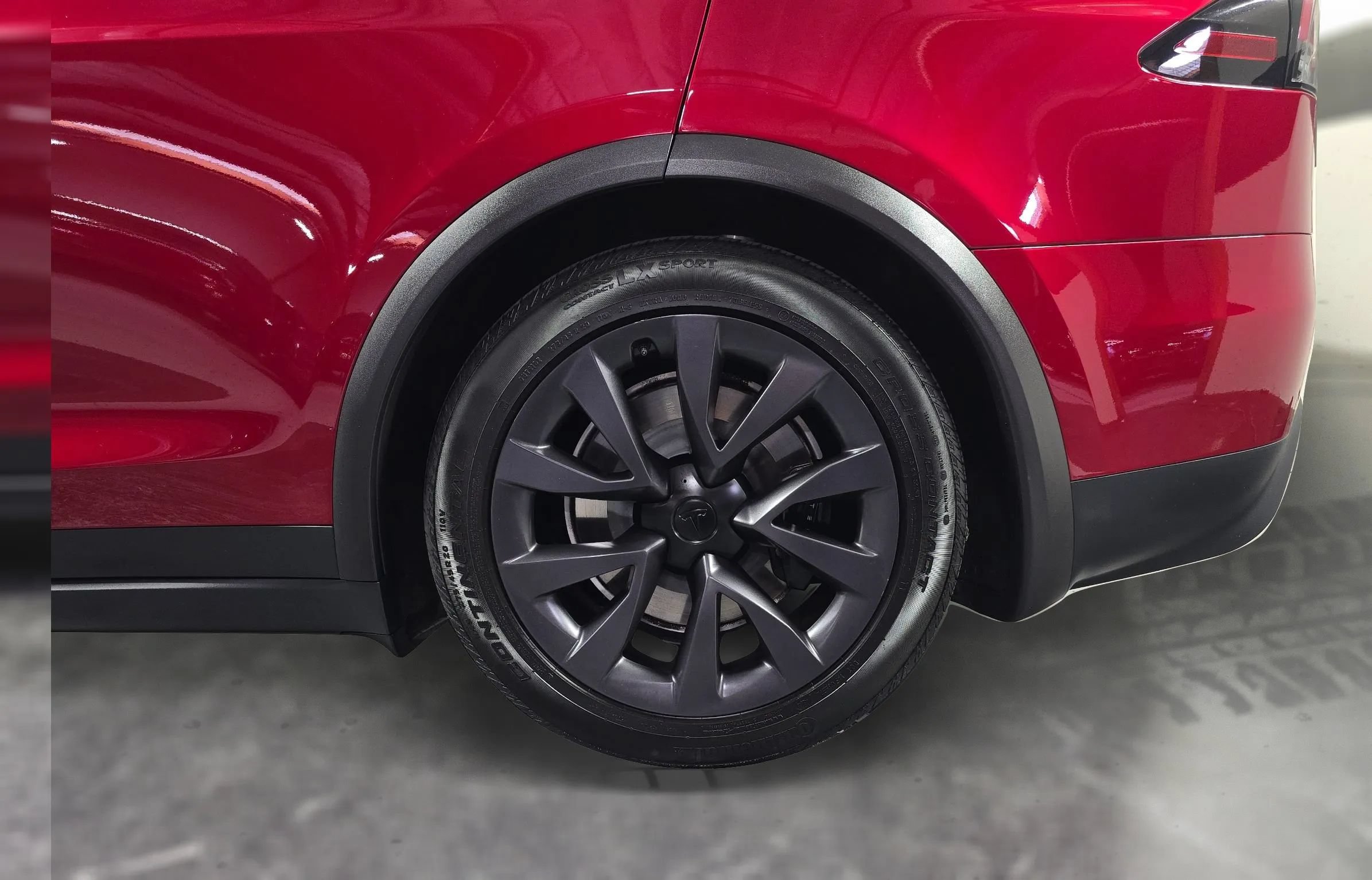 Used 2024 Tesla Model X AWD/4WD image 19