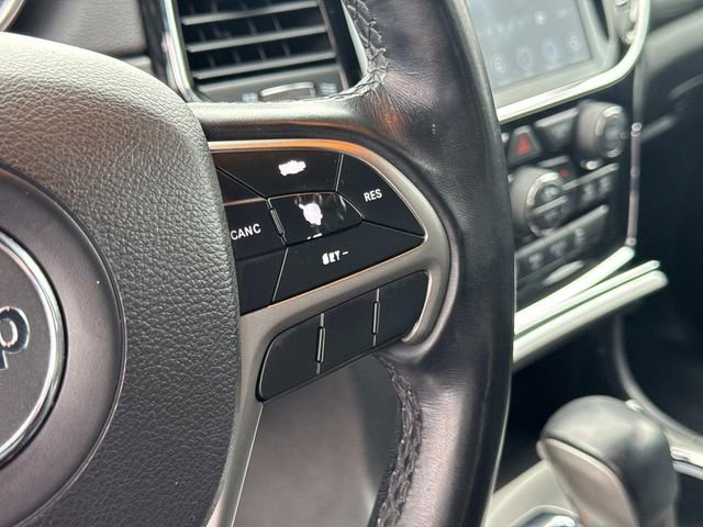 Used 2020 Jeep Grand Cherokee Laredo w/ Laredo X Package AWD/4WD image 32