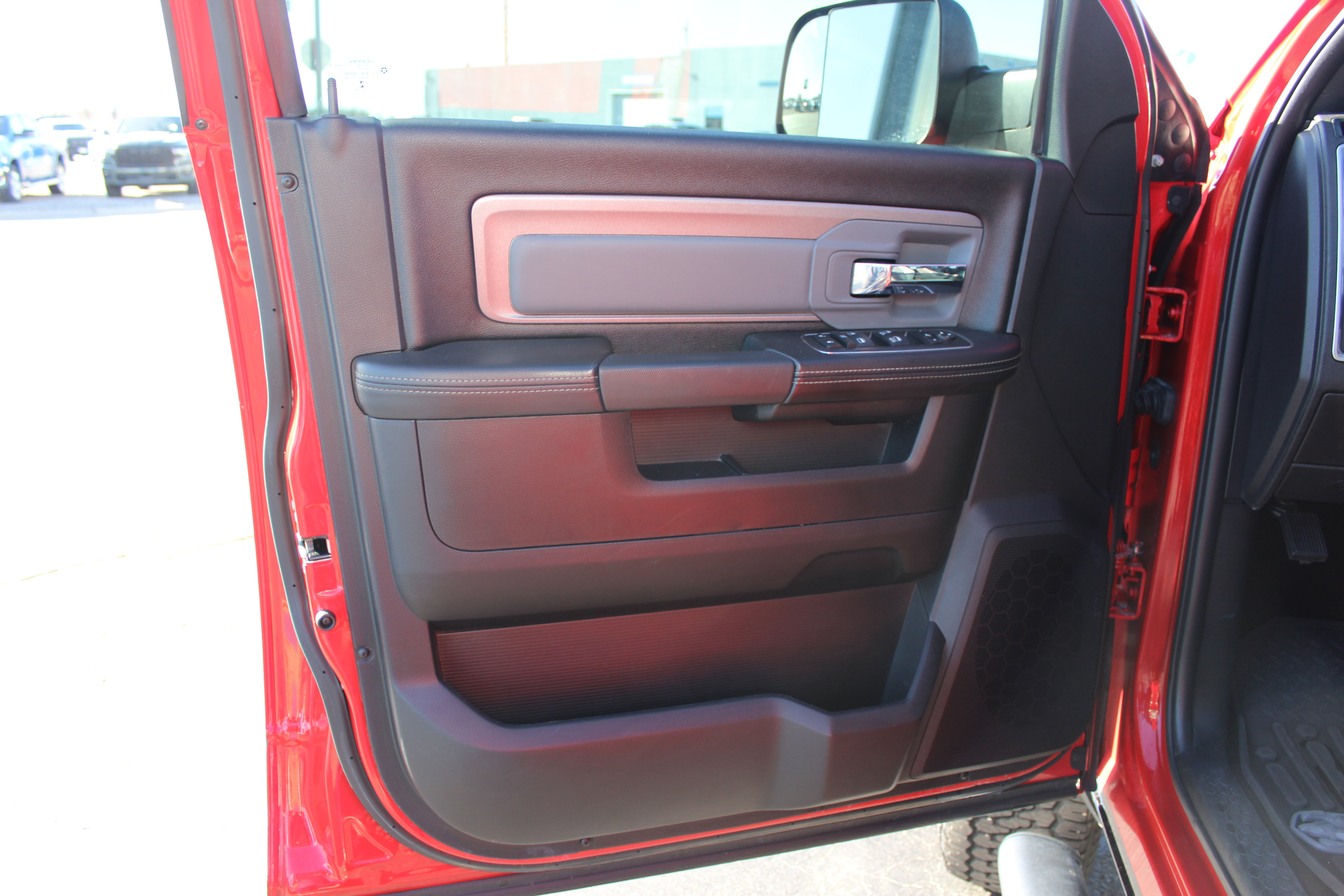 Used 2018 RAM 2500 Power Wagon w/ Luxury Group image 22