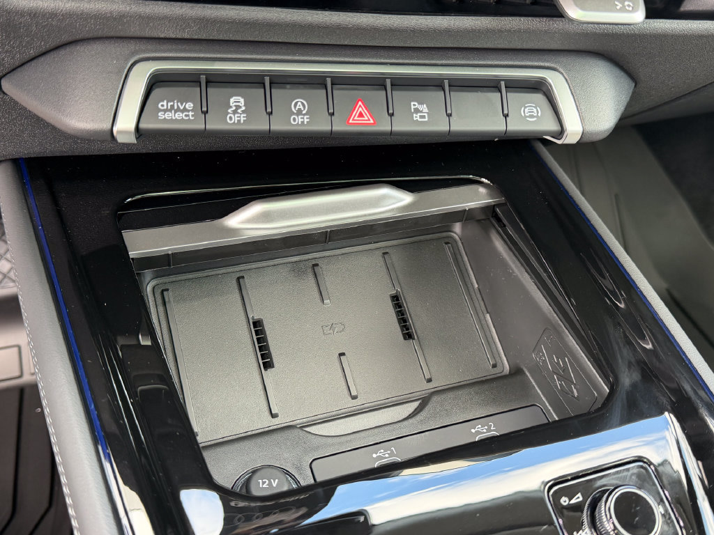 New 2026 Audi Q3 quattro 2.0T AWD/4WD image 28