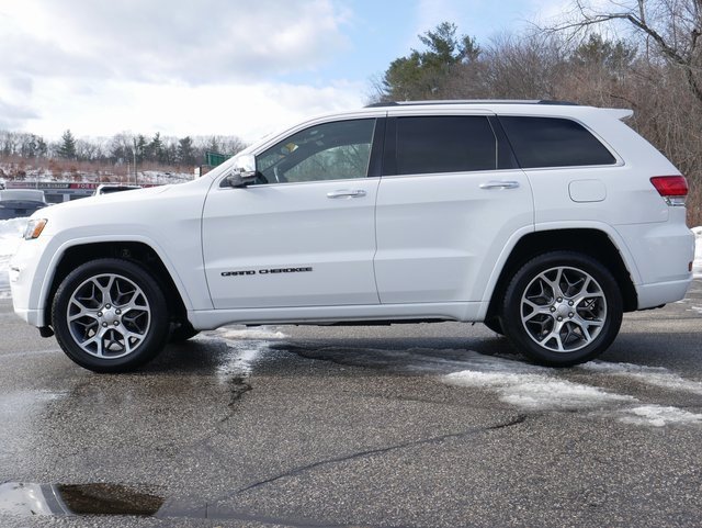 Used 2020 Jeep Grand Cherokee Overland image 3