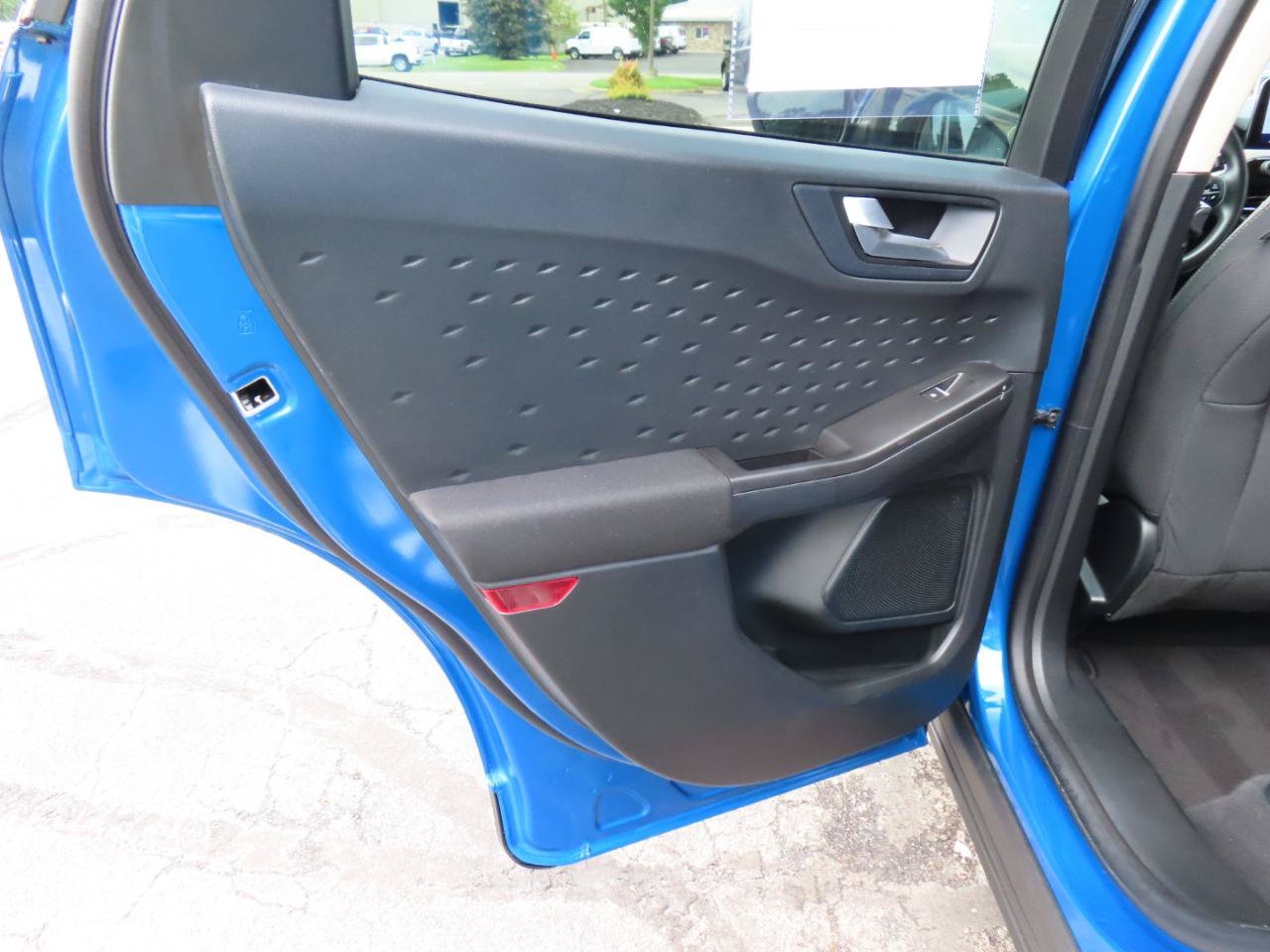 Used 2020 Ford Escape SE FWD image 18