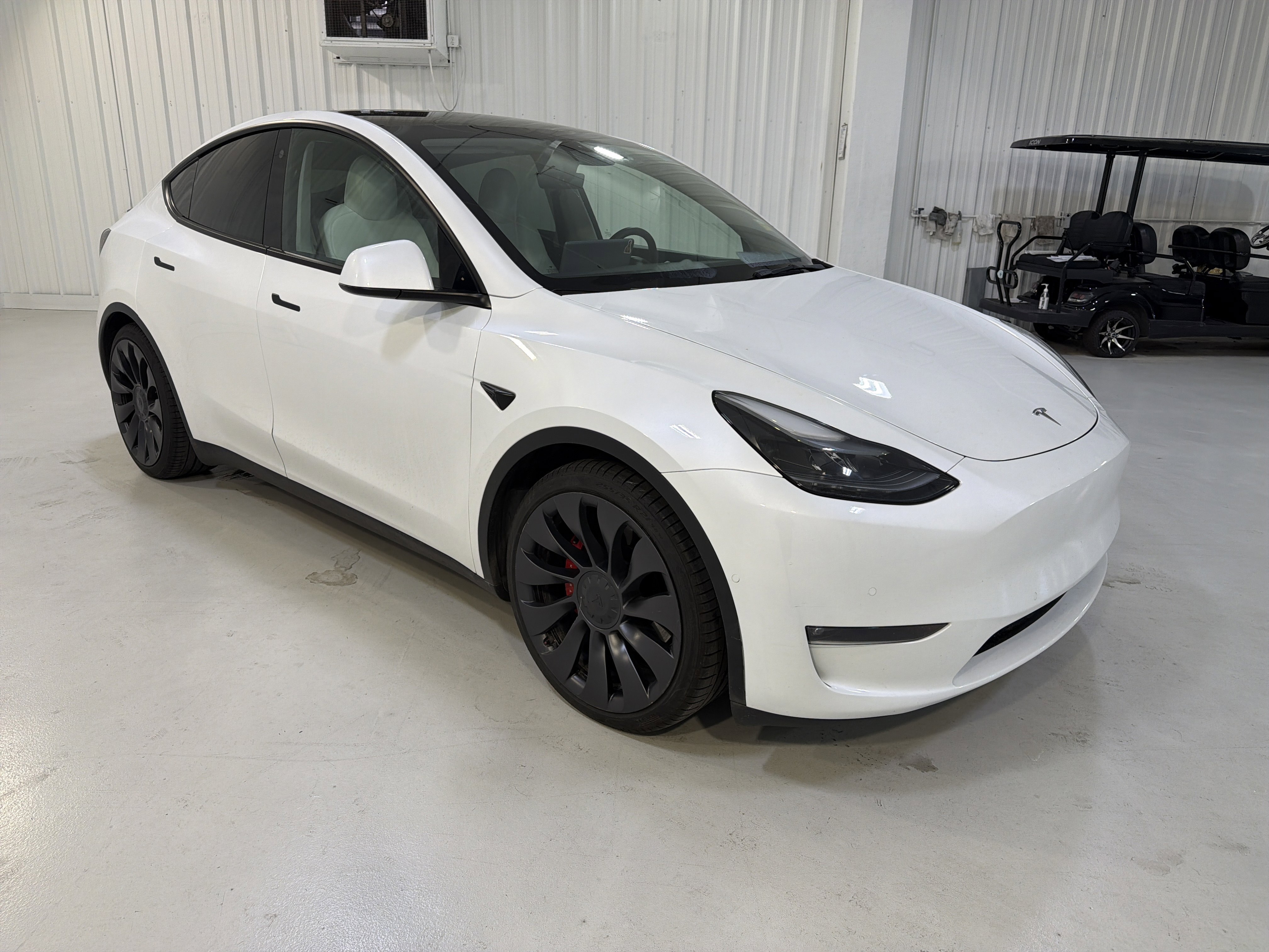 Used 2022 Tesla Model Y Performance AWD/4WD image 7