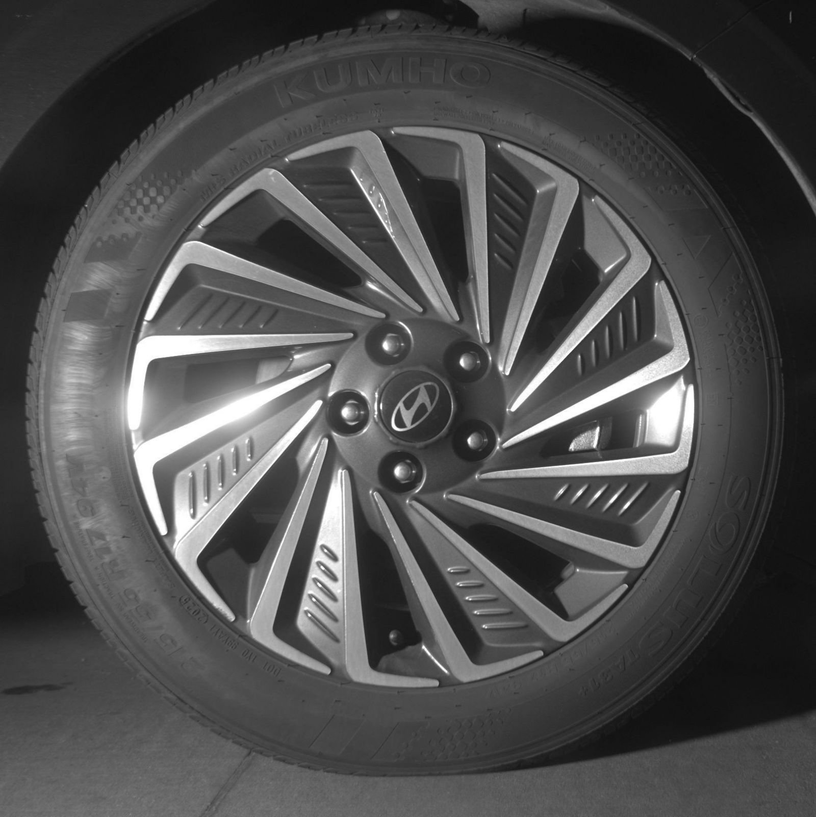 Used 2025 Hyundai Sonata SEL FWD image 16