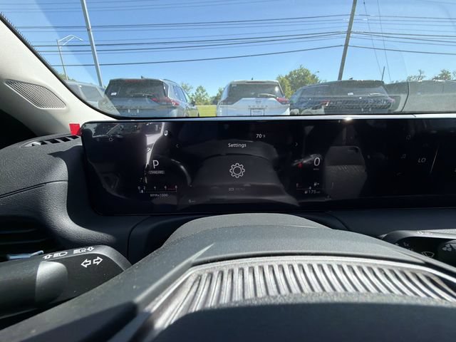 New 2026 Nissan Sentra SV w/ Floor Mat Package FWD image 15