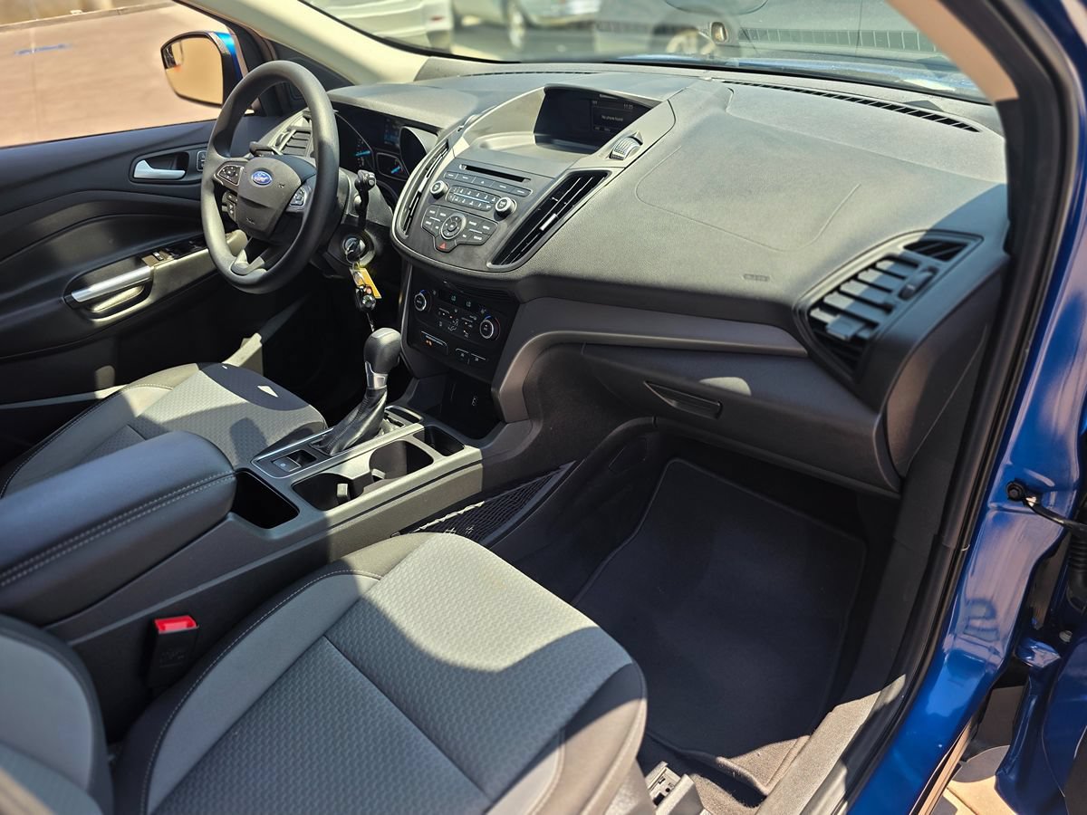 Used 2017 Ford Escape SE FWD image 14