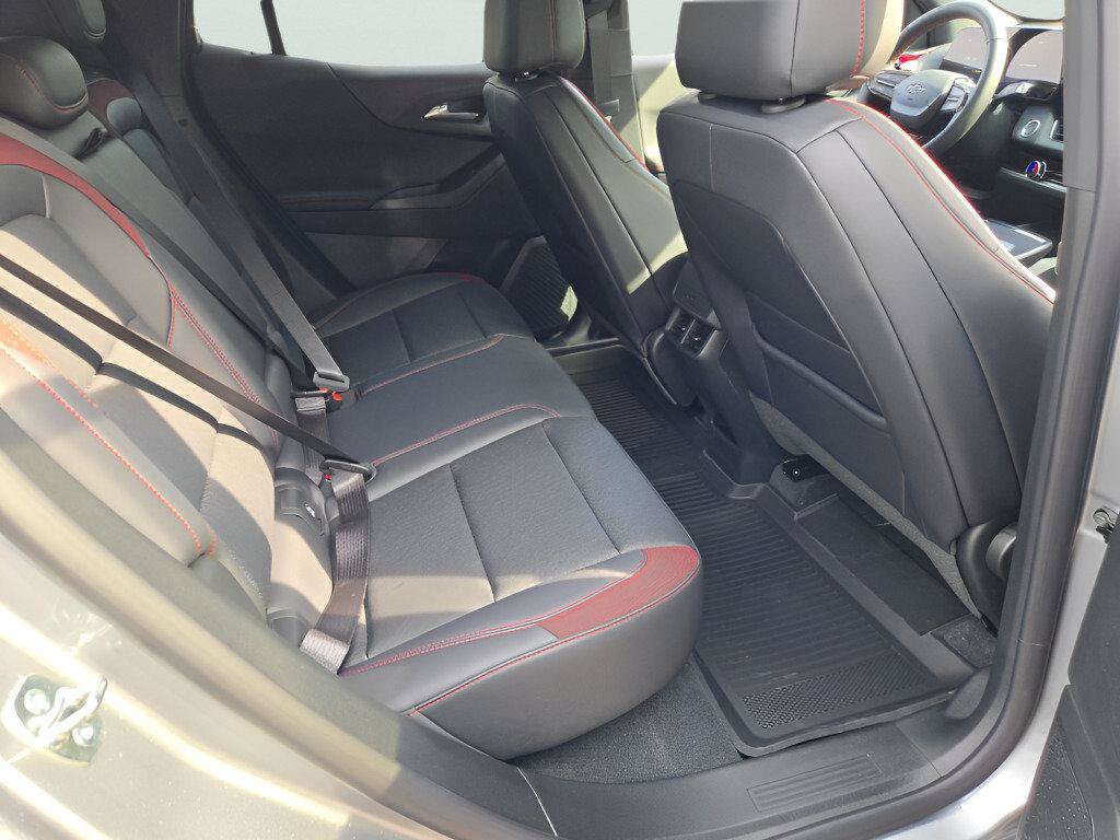 New 2027 Chevrolet Equinox RS AWD/4WD image 11