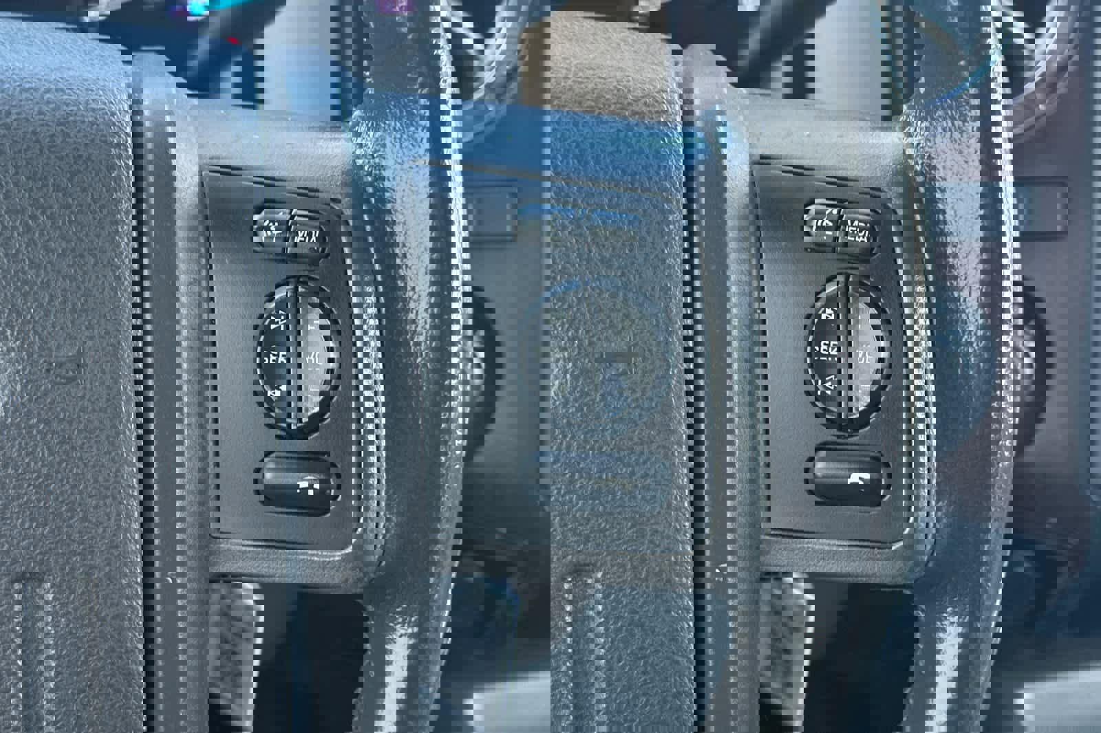 Used 2015 Ford F250 Lariat w/ Chrome Package image 30