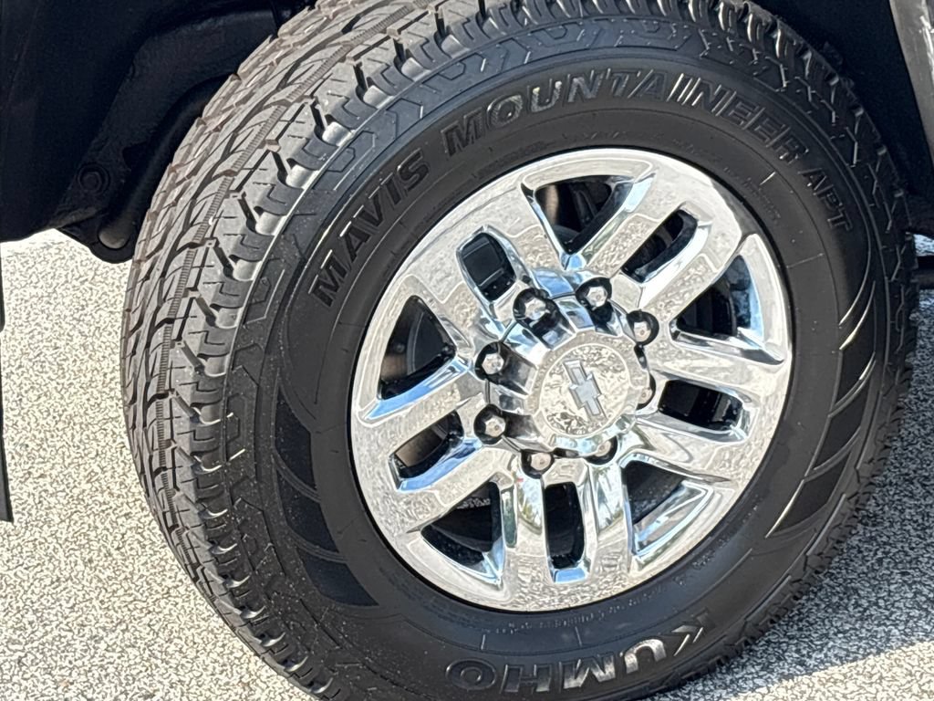 Used 2018 Chevrolet Silverado 3500 LTZ w/ Snow Plow Prep Package AWD/4WD image 27