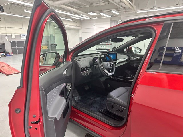 Used 2023 Volkswagen ID.4 Pro S RWD image 3