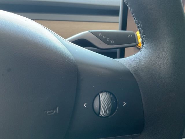 Used 2024 Tesla Model Y Performance AWD/4WD image 11