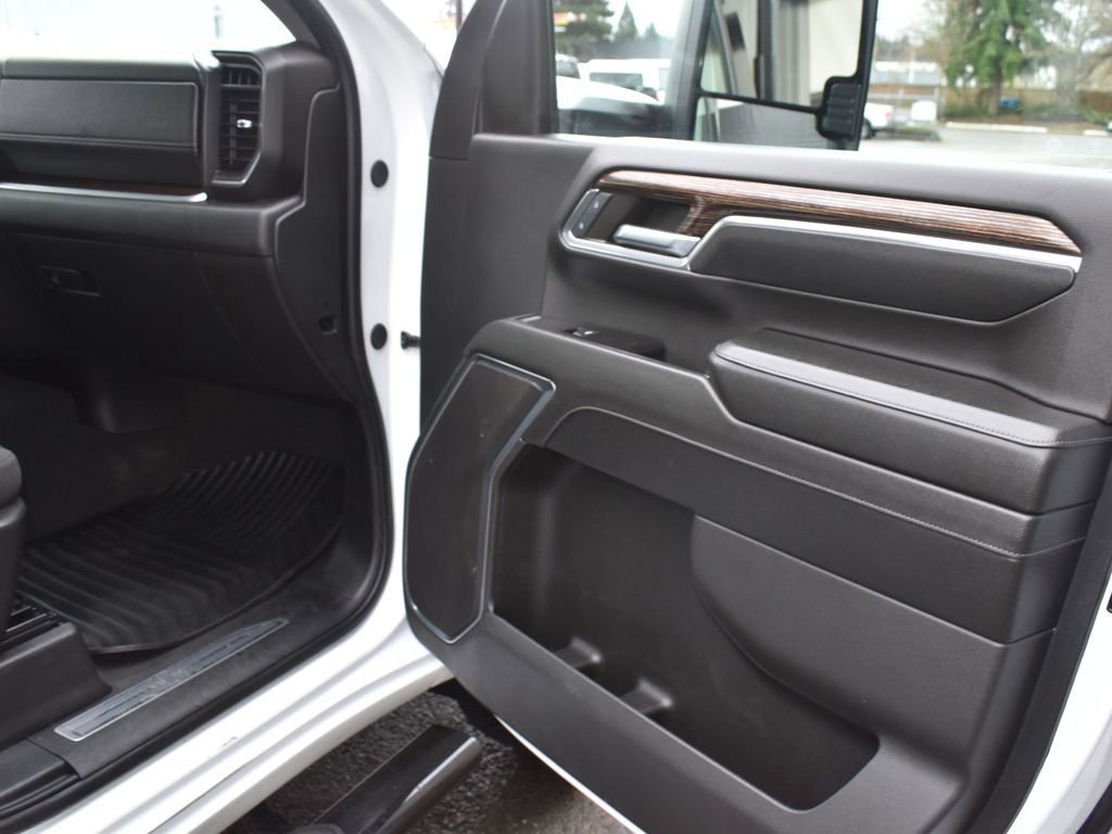 Used 2024 GMC Sierra 3500 SLE w/ SLE Convenience Package AWD/4WD image 10