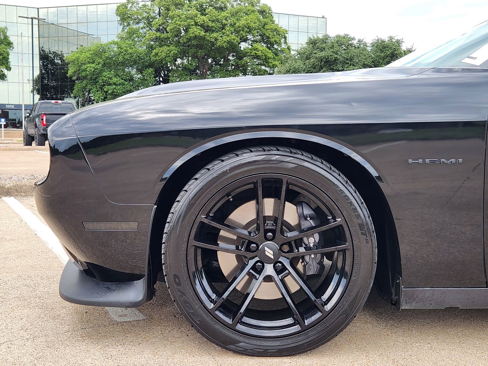 Used 2021 Dodge Challenger R/T w/ Performance Handling Group RWD image 8