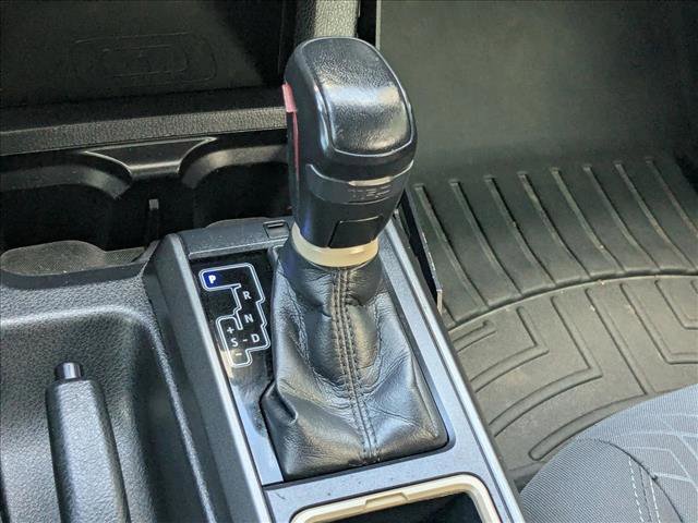 Used 2016 Toyota Tacoma TRD Off-Road image 17