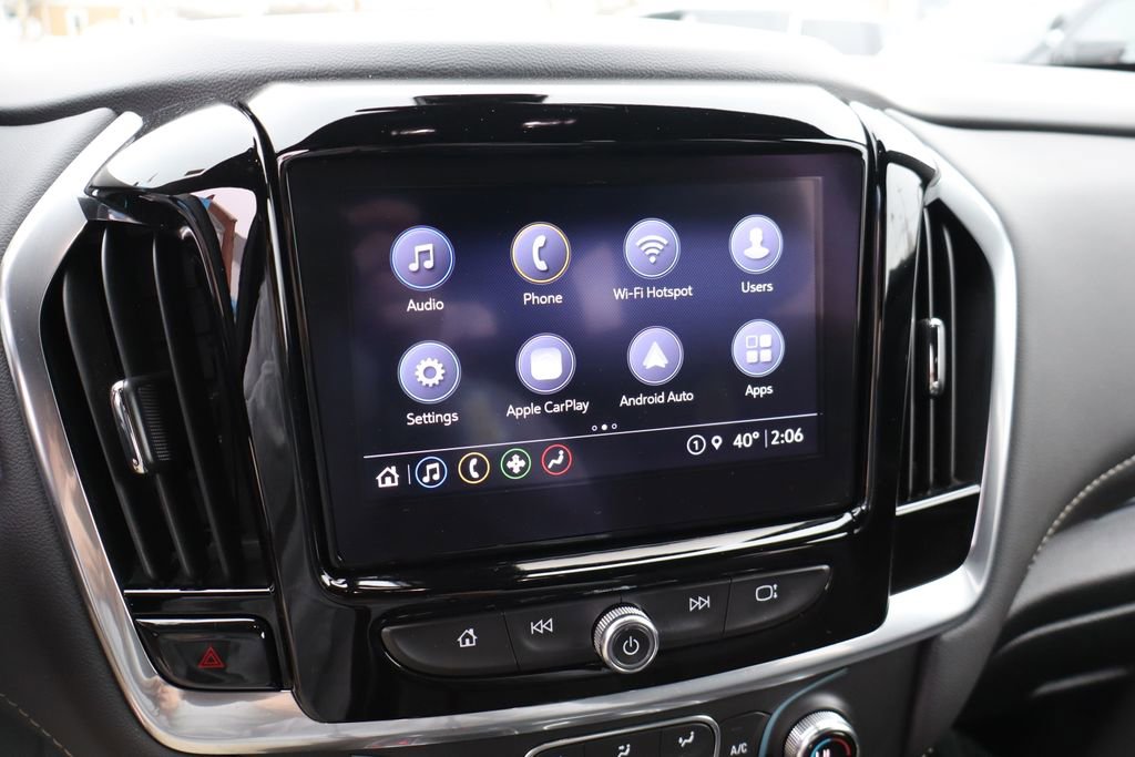 Used 2023 Chevrolet Traverse LT image 18